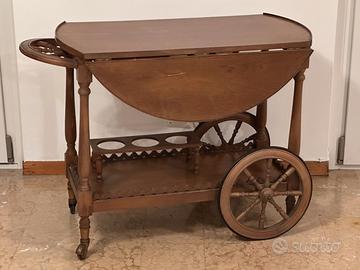 Carrello porta vivande