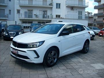 Opel Grandland 1.5 diesel Ecotec 130cv aut. Busine