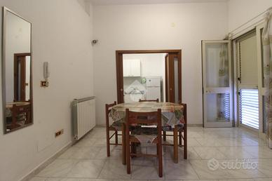 3 LOCALI A REGGIO DI CALABRIA