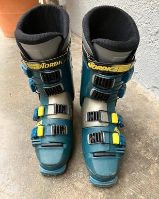 Scarponi sci discesa Nordica