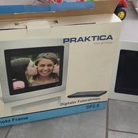 Cornice digitale Praktica nuova