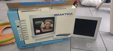 Cornice digitale Praktica nuova