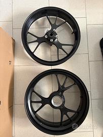 Cerchio anteriore+posteriore Marchesini Ducati V4R