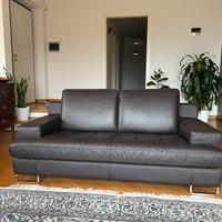 Divano in pelle a 2 posti