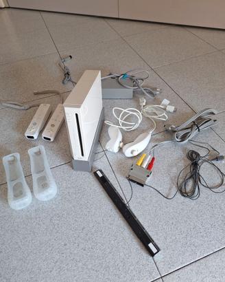 WII accessoriata + Gochi