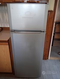 Frigo a colonna della Liebherr 