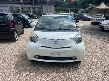 Toyota iQ 1.0 Sol