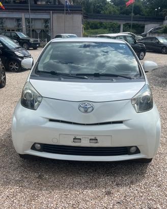 Toyota iQ 1.0 Sol