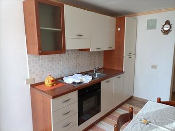 Bilocale ristrutturato ed arredato