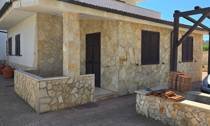 Appartamento a San Vito × militari