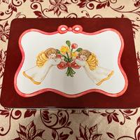 Thun scatola in metallo +guanto forno e presina