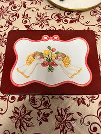 Thun scatola in metallo +guanto forno e presina