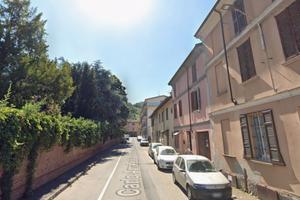 TRILOCALE indipendente con DOPPI SERVIZI e BOX
