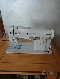 macchina da cucire marca Necchi anni 80