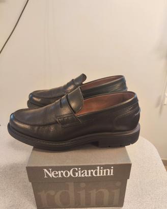 scarpa mocassino pelle Nero Giardini