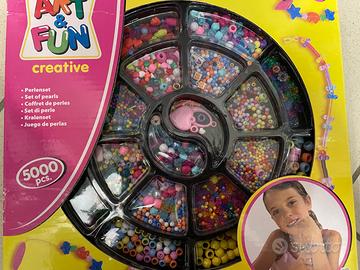 Gioco perline bambine