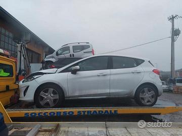 Ford Fiesta per ricambi