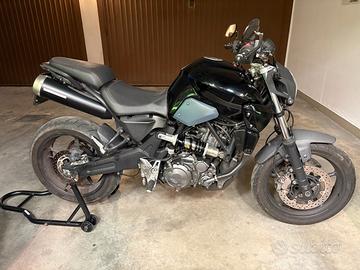 Yamaha MT-03 660