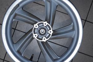 Ruota anteriore usata aprilia atlantic 500 01-04