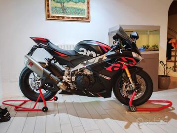 Aprilia RSV4 1100 FACTORY IN GARANZIA 