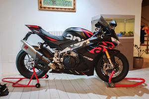Aprilia RSV4 1100 FACTORY IN GARANZIA 
