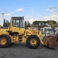 Pala gommata komatsu mod. wa 180-3