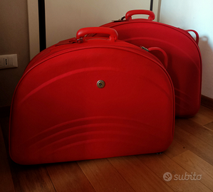 Set due valigie semirigide rosse