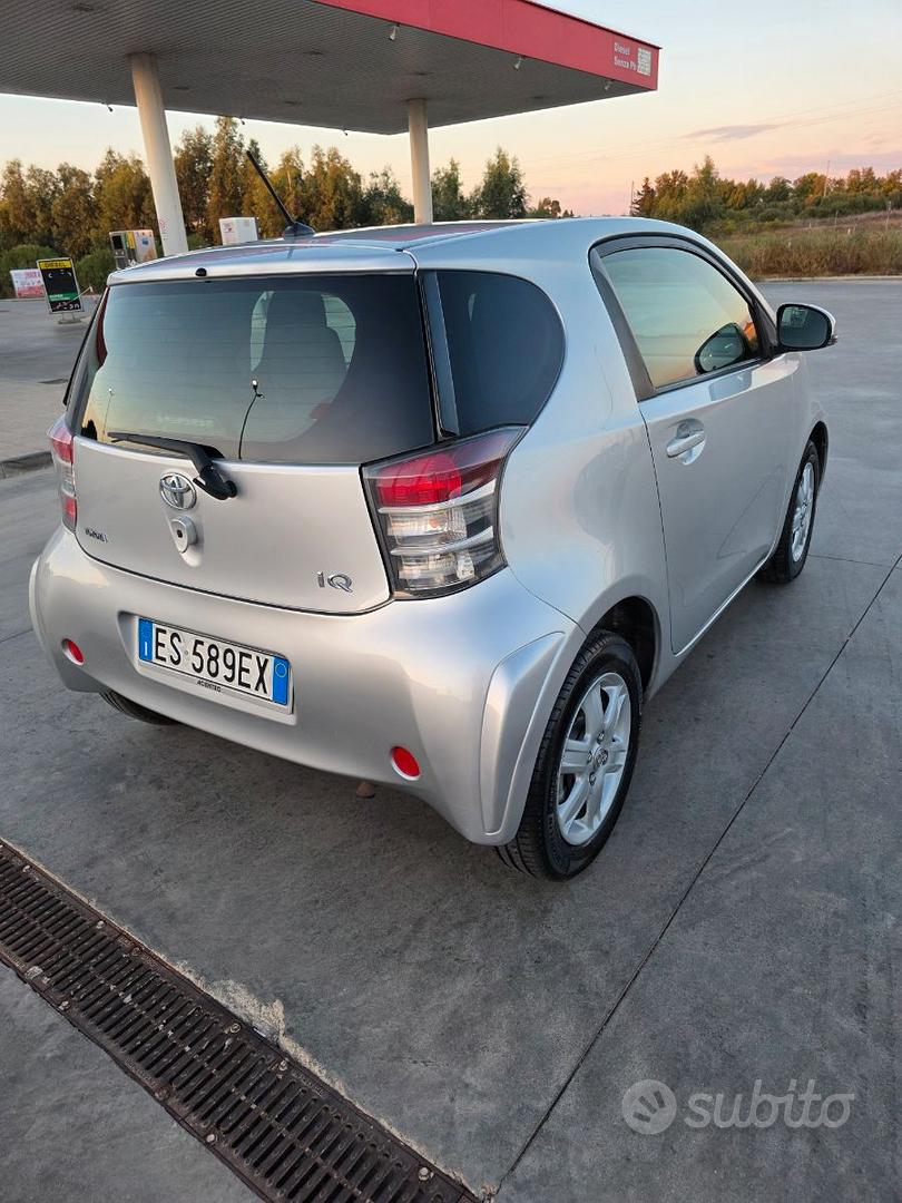 Toyota iQ