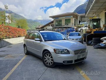 Ricambi Volvo V50 2006 colore grigio chiaro e blu