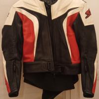 tuta e stivali per moto 