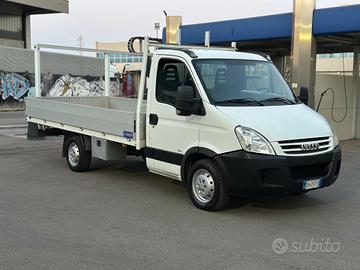Iveco 35 s 12