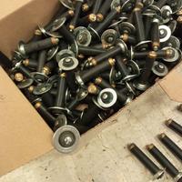 410 tasselli per fissaggio in gomma nuovi