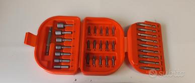 BLACK+DECKER SET DA 32 PEZZI