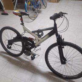 Bici  da Uomo MTB  ammortizzata
