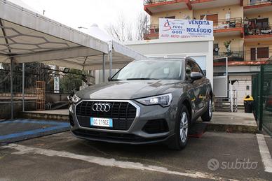 Audi Q3 35 TDI S tronic Business
