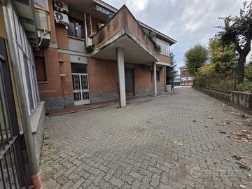 Immobile in asta di 310 m² con più di 5 locali e b