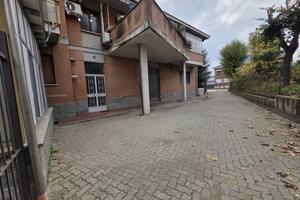 Immobile in asta di 310 m² con più di 5 locali e b