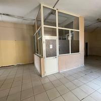 VIA OASI; Locale 170MQ con Agibilità - FL212