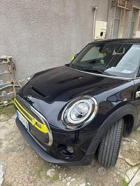 Mini elettrica cooper SE modello XL
