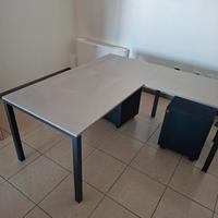 Scrivania angolare ufficio + Cassettiera cordinata