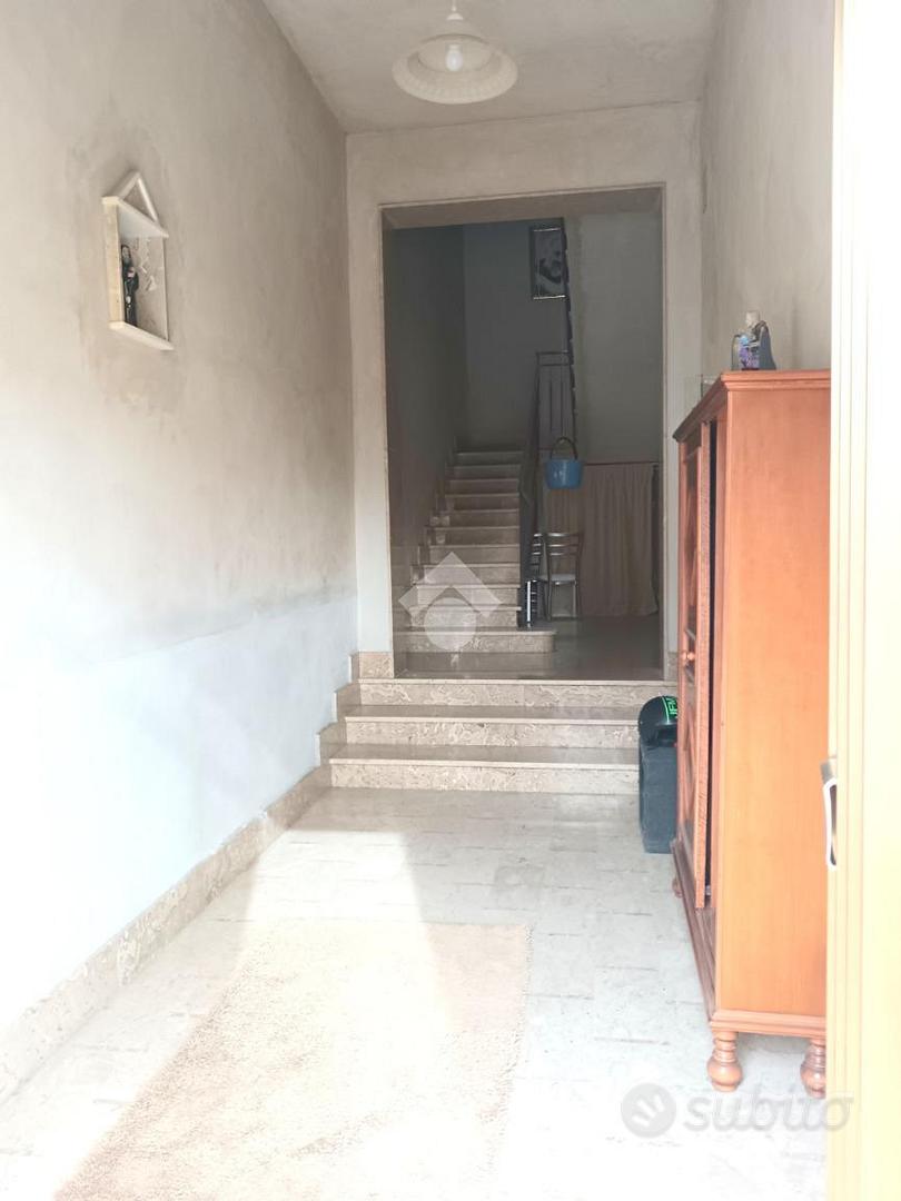 6 LOCALI A TRAPANI - Vista 6
