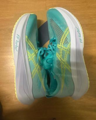 Scarpe nuove running asics megablast n.45