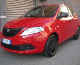 Lancia Ypsilon 1.2 AUTOEMILIA