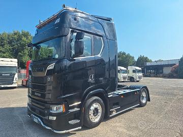 SCANIA S 520