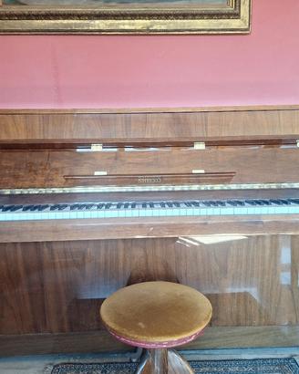 Pianoforte a muro SHIEKO
