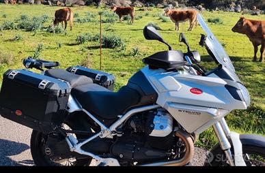 Moto Guzzi Stelvio 