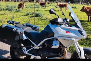 Moto Guzzi Stelvio 