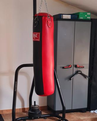 Sacco da boxe/kick boxe Everlast con supporto 