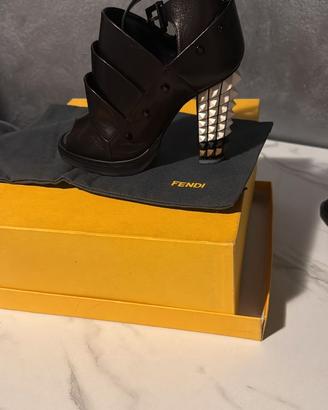 scarpe Fendi pelle  Polifonia Booties tg 36,5