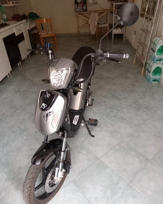 scooter elettrico 